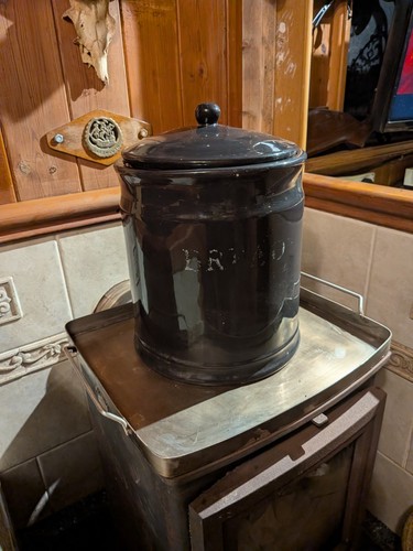 Bread bin - bin,